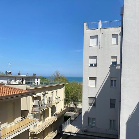 Hotel Loretta Rimini Exterior photo